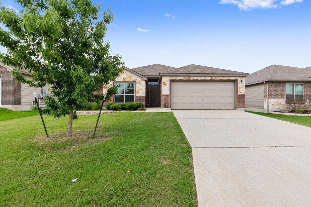 Foto principal - 8025 Hawthorn