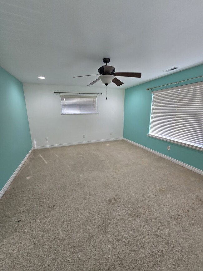 Building Photo - 3 Bed 2 bath in Bellingham