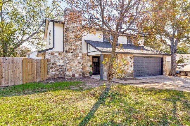 Building Photo - 12901 Lamplight Village Ave