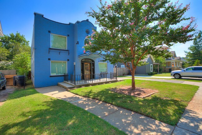 Foto del edificio - 1308 NW 16th St