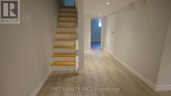 Building Photo - 89 Donlands Ave