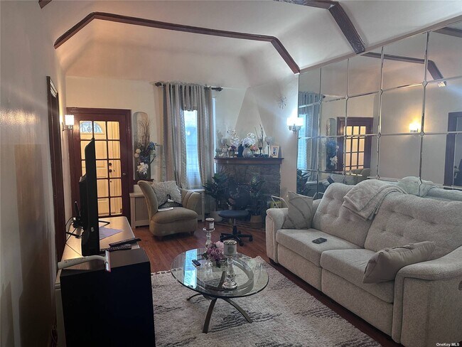 Foto del edificio - 114-63 180th St