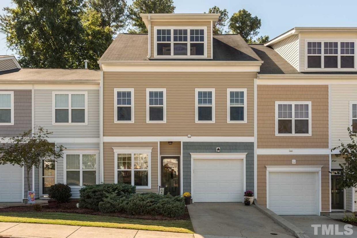 Foto principal - 157 Deacon Ridge St