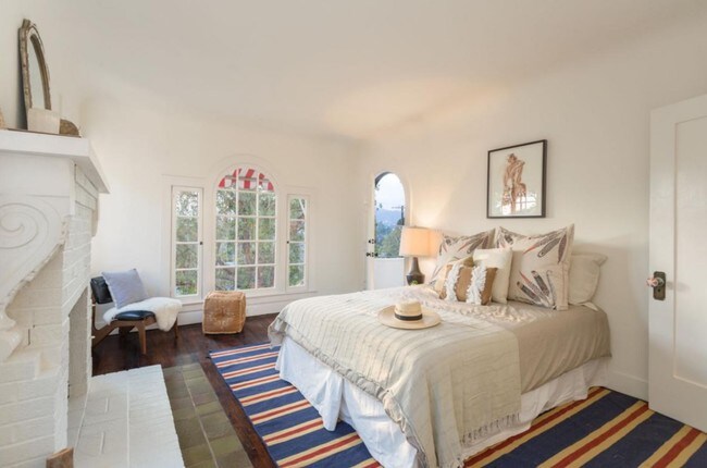 Foto del edificio - 2430 Hidalgo Ave