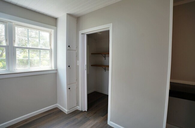 Foto del edificio - 417 W 31st St
