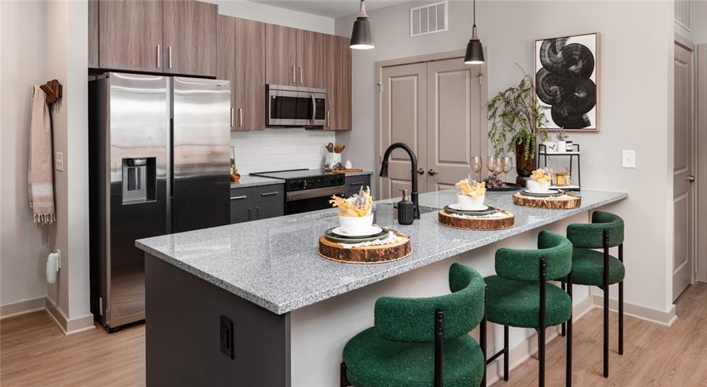 Foto principal - 6000 Ava Ave