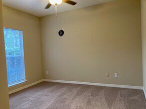 Interior Photo - MAA Riverchase