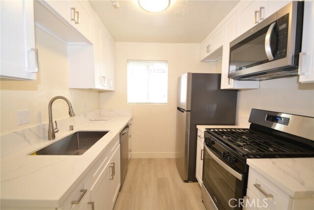 Foto del edificio - 2614 Carnegie Ln