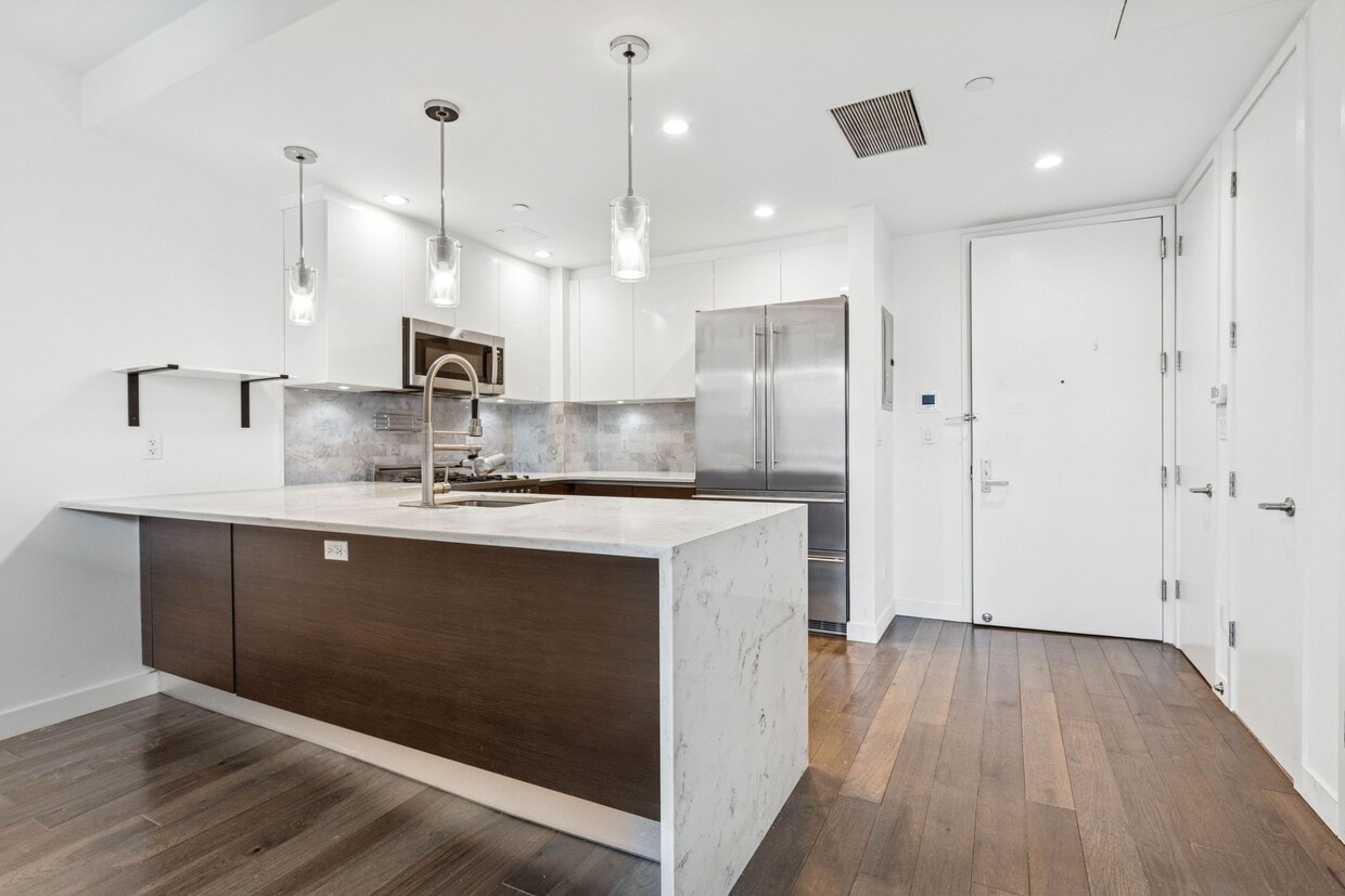 Photo - 11-35-35 45th Ave (Queens, NY)