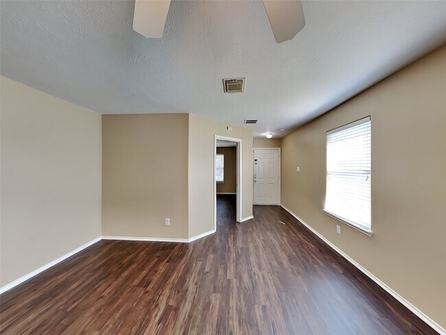 Foto del edificio - 6815 Baron Gate Ct