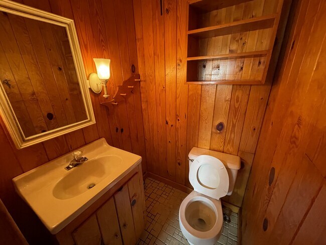 Foto del edificio - 3205 Bridges St