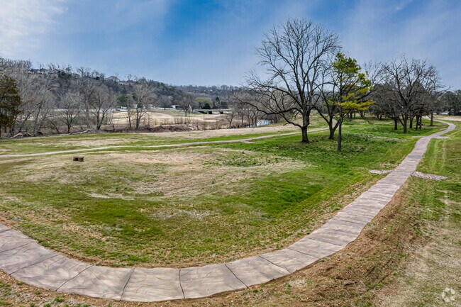Walking paths along Little Sugar Creek just outside the Basildon neighborhood