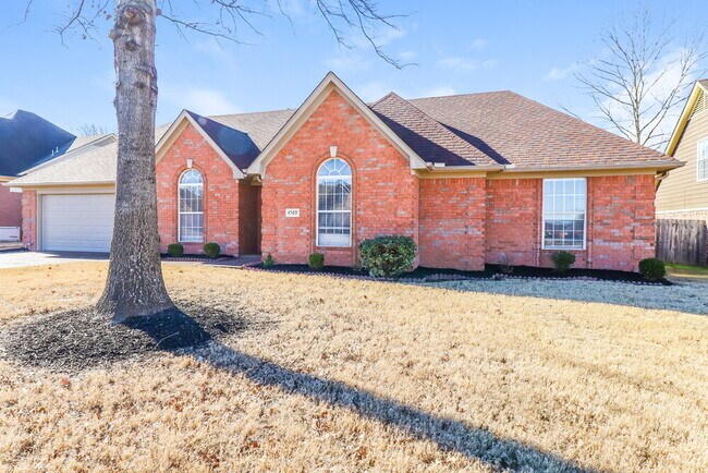 Foto del edificio - 4509 Meadow Cliff Dr