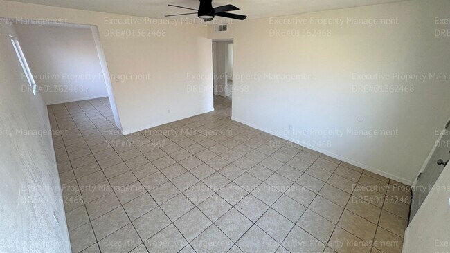 Foto del edificio - 3306 Gardenia Ave