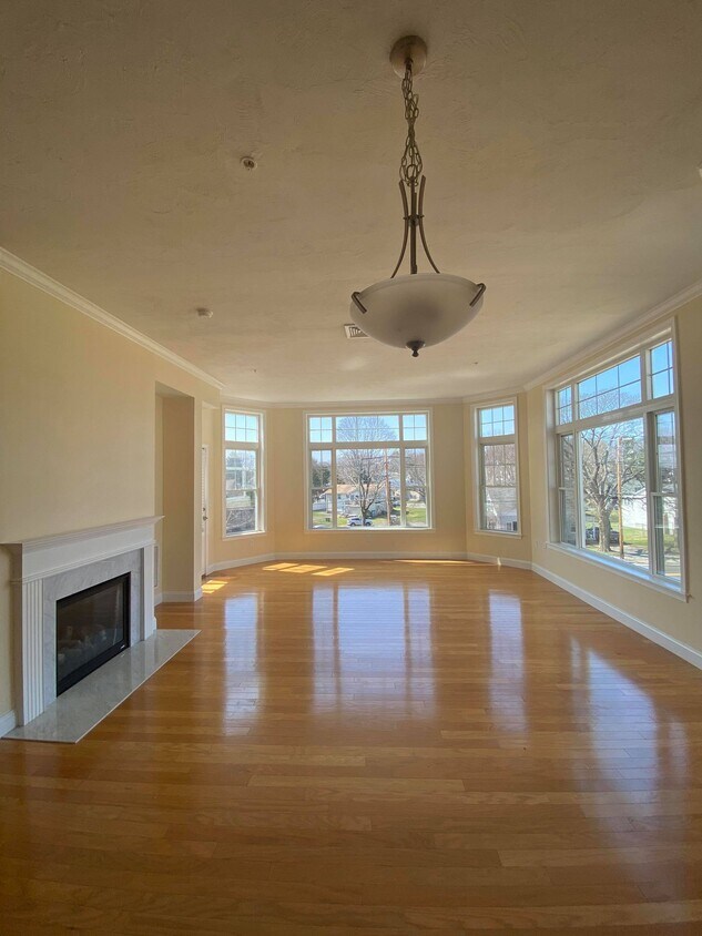 Living Room - 855 Main St