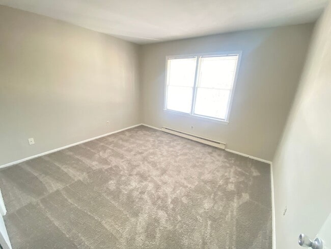 Building Photo - 111 Briarcliff Dr