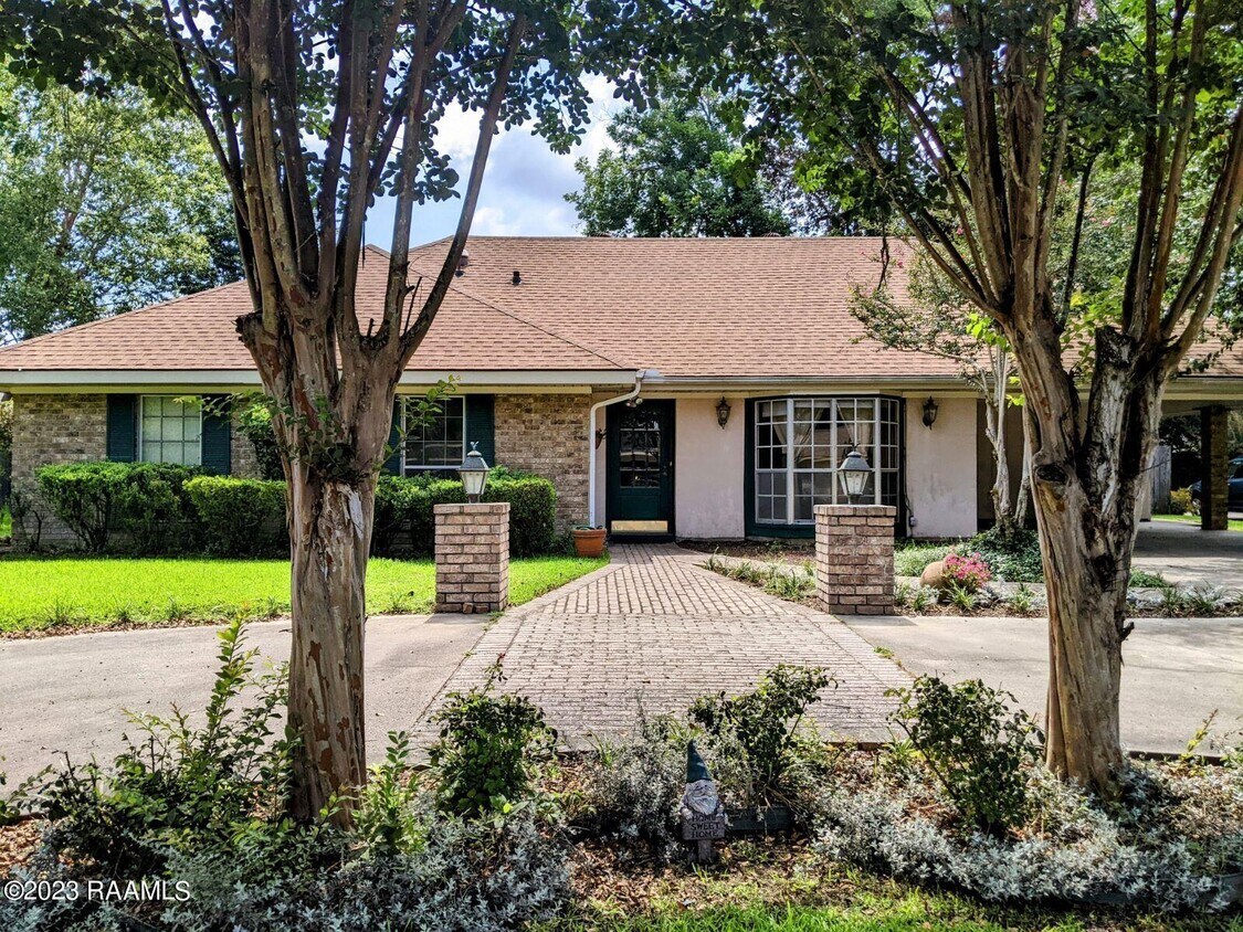Primary Photo - 109 Bellridge Dr