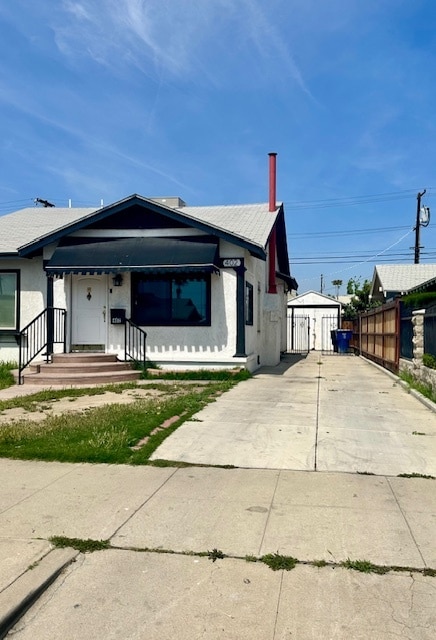 Building Photo - 402 18th St