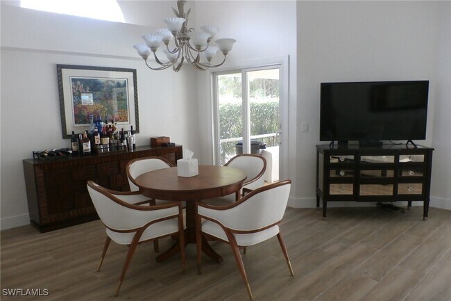 Foto del edificio - 16252 Kelly Woods Dr