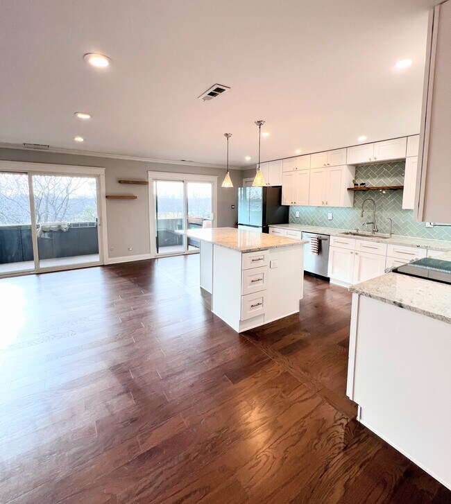 Foto del edificio - 9242 Gross Point Rd