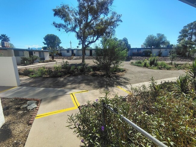 Photo - 4001 S Winter Palm Dr Townhome