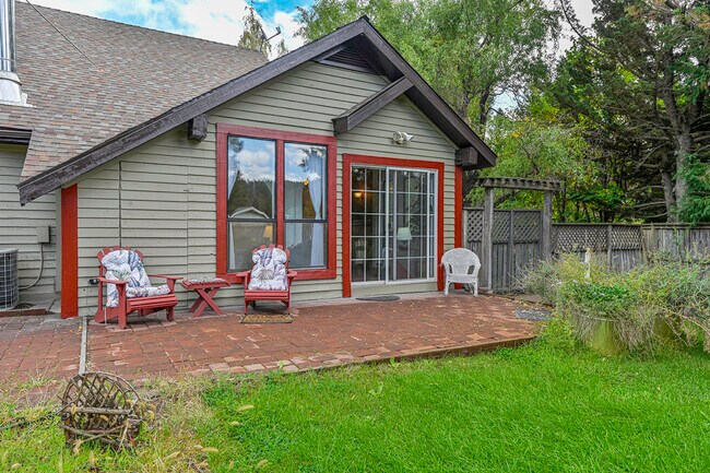 Foto del edificio - 715 W A Barr Rd