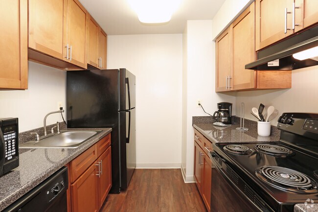 1HAB - Cocina - Crane Village Apartments
