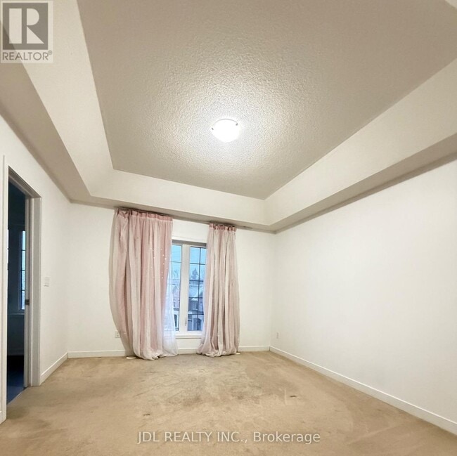 Building Photo - 302 Clay Stones St