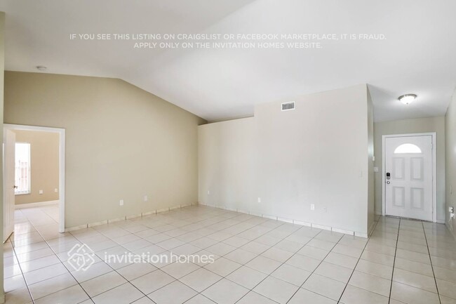 Building Photo - 7845 SW 161st Ave