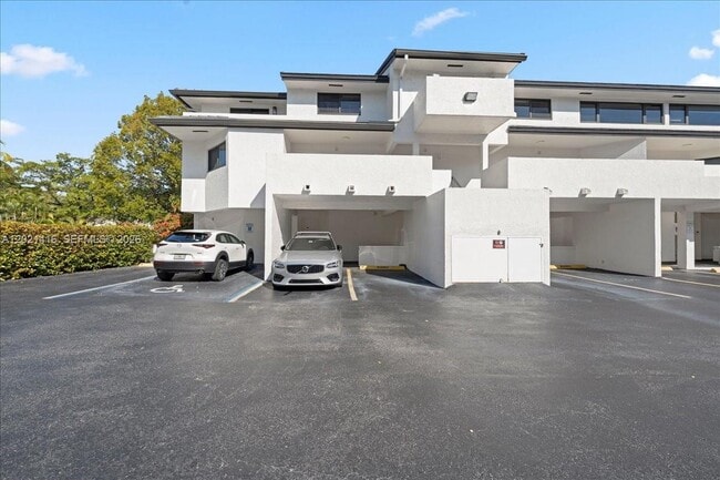 Building Photo - 5750 Turin St