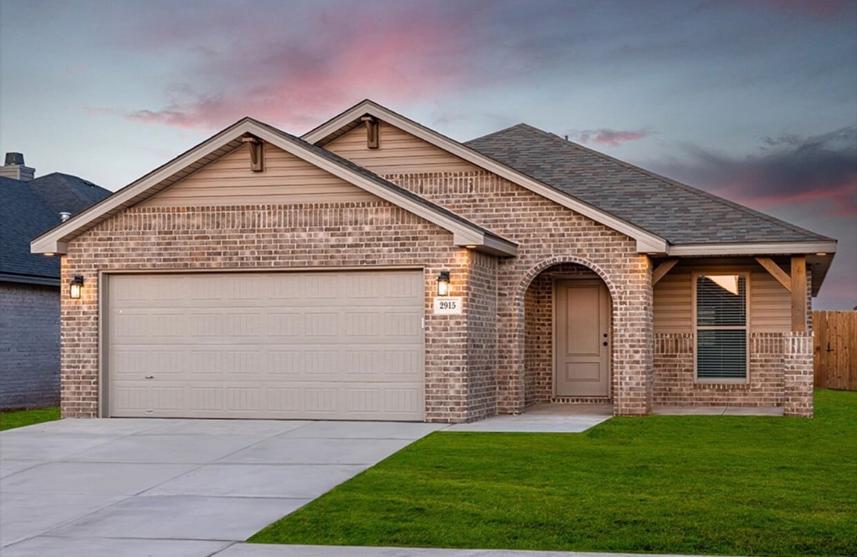 Primary Photo - Stunning 3-Bedroom Home with Modern Finishes