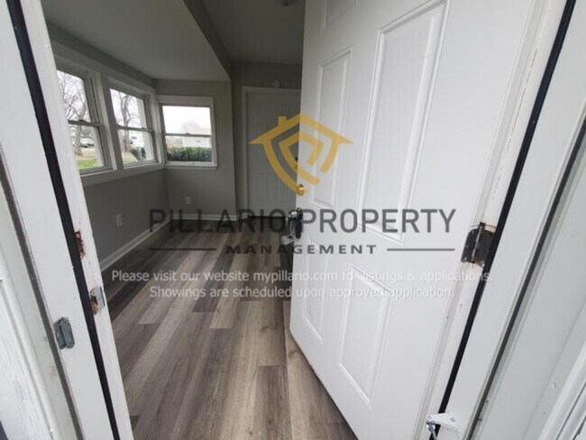 Foto del edificio - MOVE IN SPECIAL!! Cozy 3 Bedroom close to ...