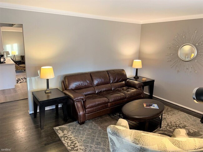 Foto del edificio - 3 br, 2 bath House - Flex-Lease/Furnished ...