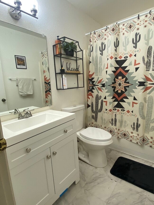 Foto del edificio - 5710 N 43rd Dr