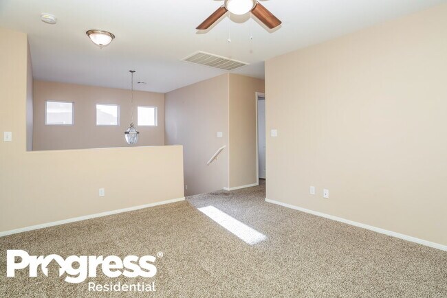 Foto del edificio - 9476 Plover Falls Ave