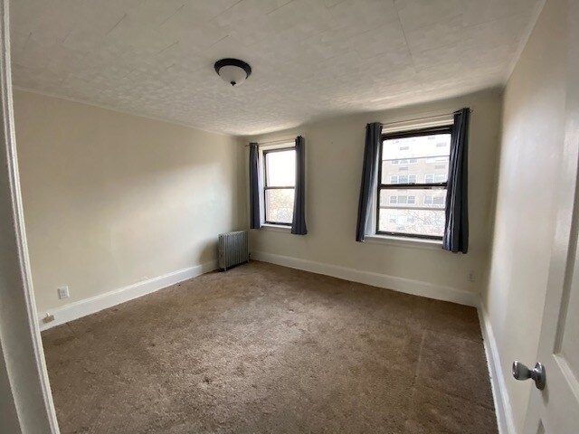 Building Photo - 330 Hudson St