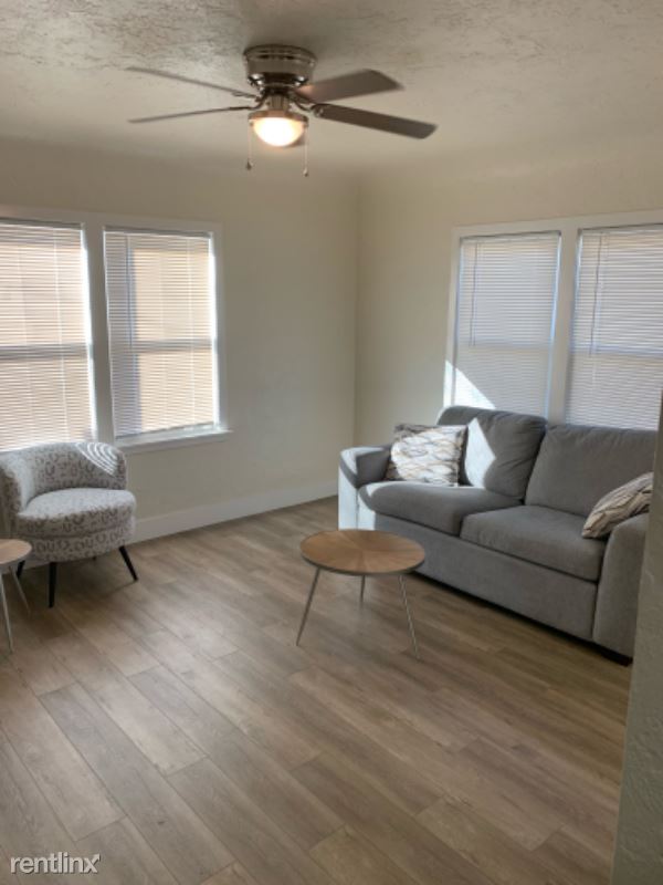 Building Photo - 2 br, 1 bath Townhome - 803 Fell St