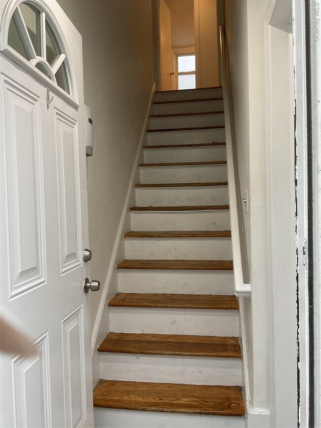 Building Photo - 83 Adams St