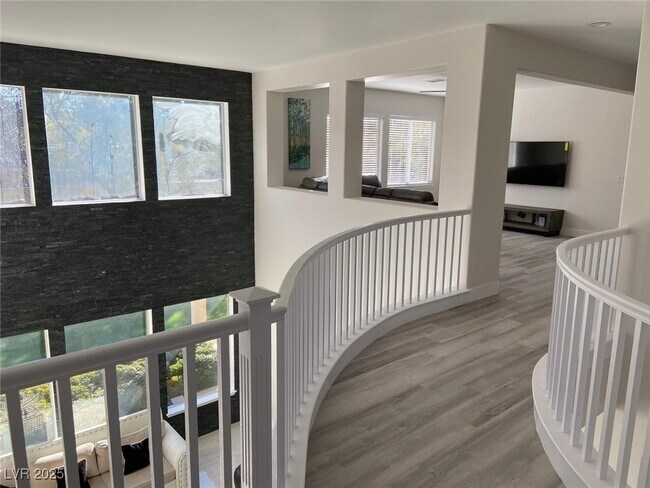 Foto del edificio - 385 Glenridding St