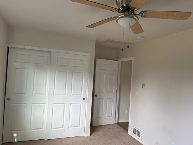 Foto del edificio - 550 A G St