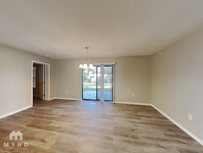 Foto del edificio - 10327 Lansfield St