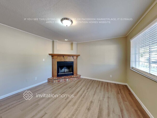 Foto del edificio - 243 E Cullumber Ave