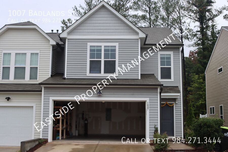 Foto principal - 1007 Badlands St