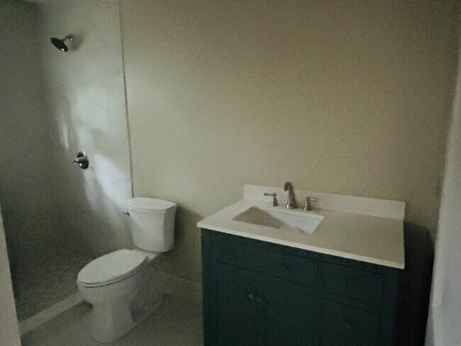 Foto del edificio - 2714 Idlewood Cir