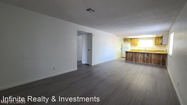 Foto del edificio - 2 br, 2 bath House - 4743 Sand Creek Unit C