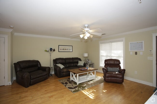 Interior Photo - The Woodlands of Athens