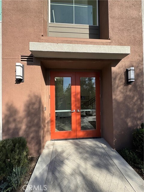 Building Photo - 4100 E Cir Paseo