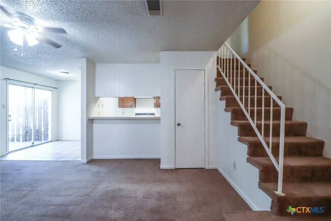 Foto del edificio - 1105 Covey Ln
