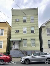 Building Photo - 129 Main St
