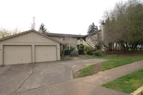 Primary Photo - 6840 Montauk Cir